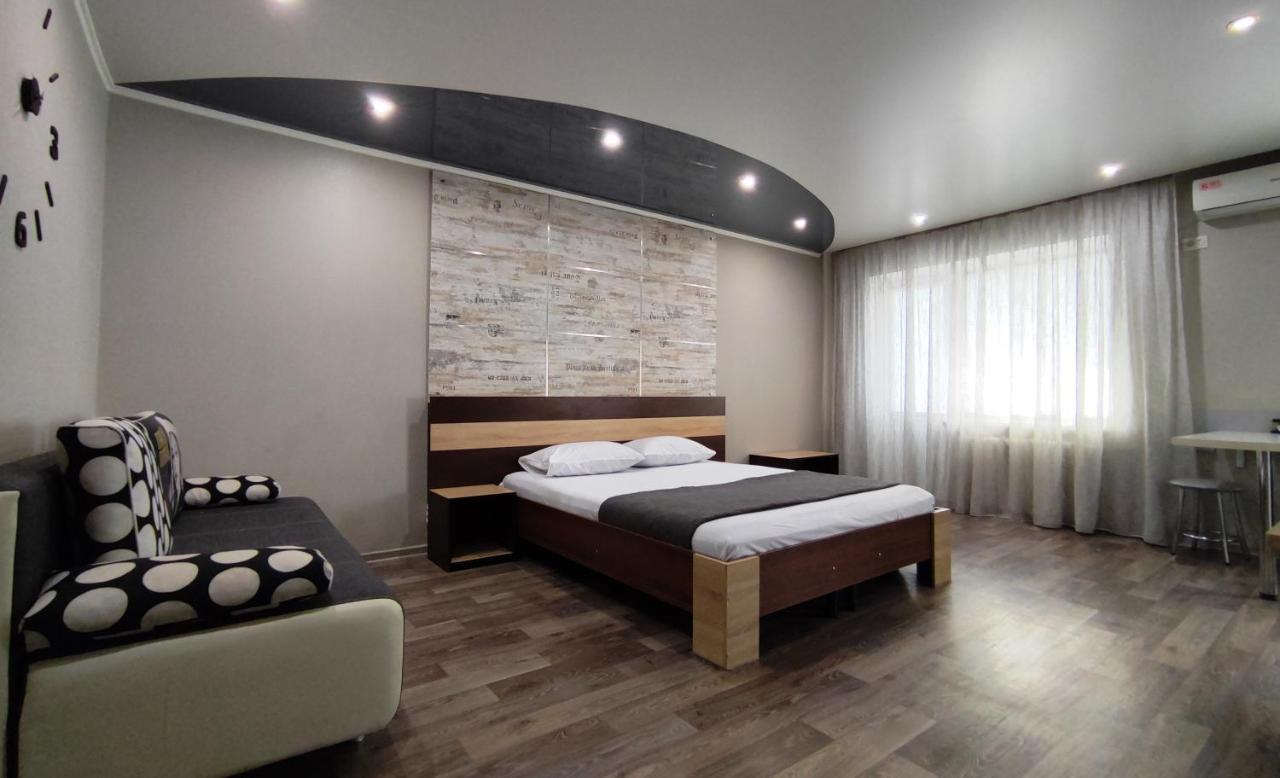 Люкс В Центре Металлургов 31 Kr Apartments Kryvyj Rih Exteriör bild